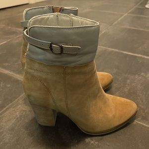 Seychelles suede boots